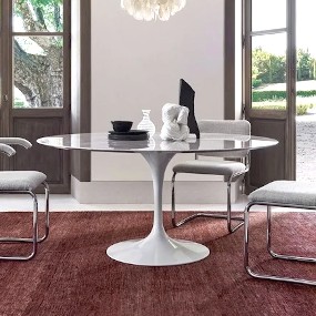 knoll-saarinen-tulip-replica